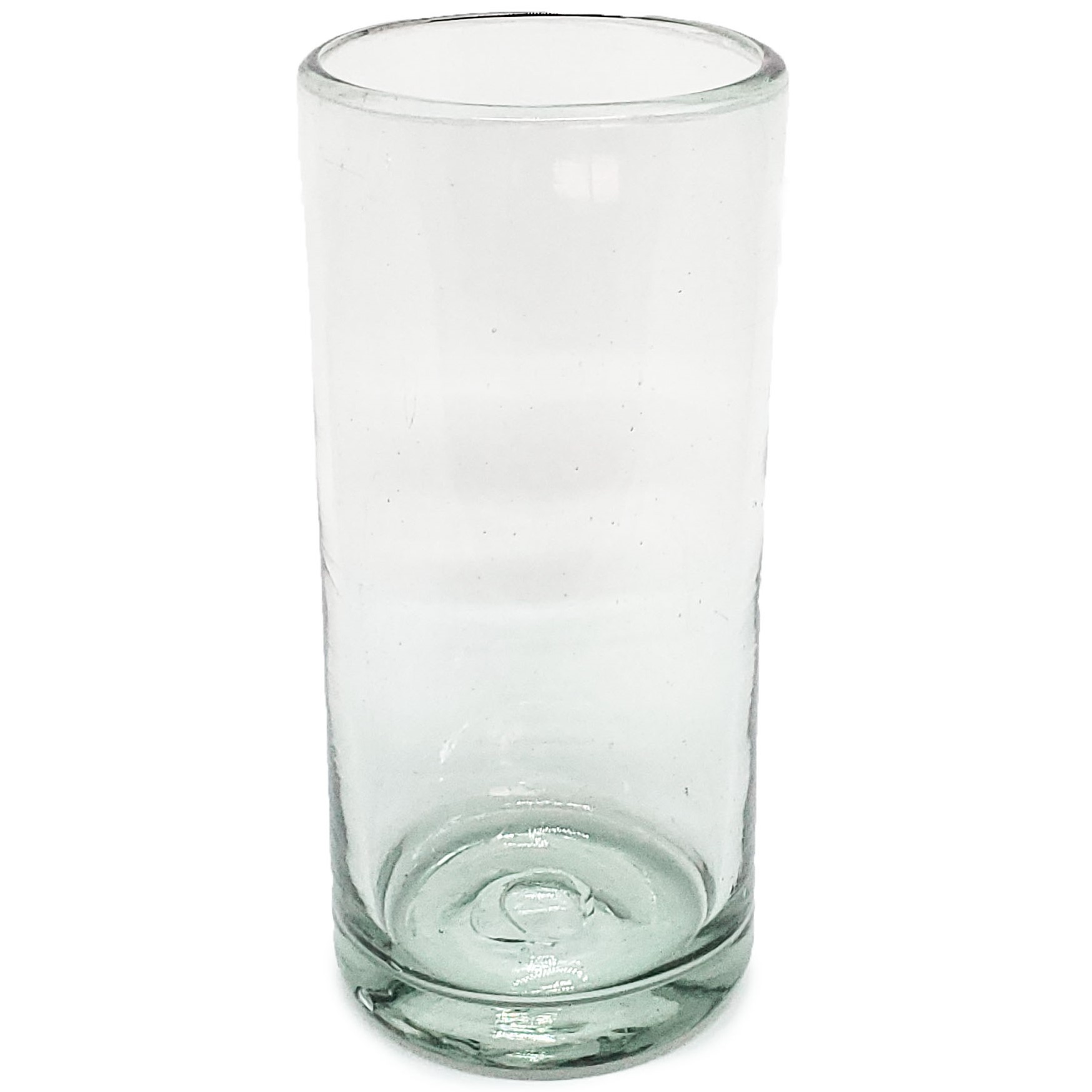 Vasos de Vidrio Soplado / Juego de 6 vasos Jumbo transparentes / Éste clásico juego de vasos jumbo está hecho con vidrio reciclado. Contiene pequeñas burbujas atrapadas en el vaso.